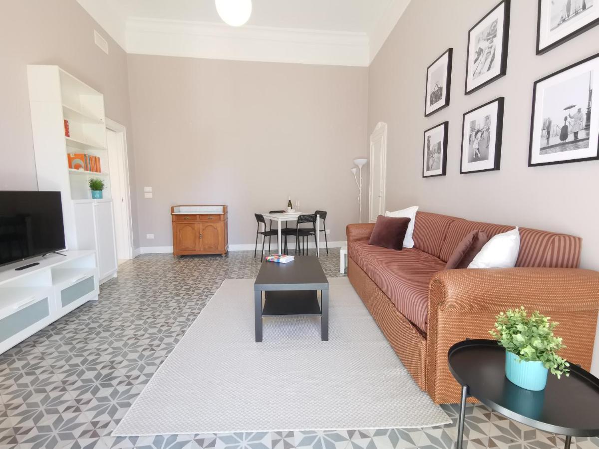Vittorio Emanuele 71 Appartement Bari Buitenkant foto